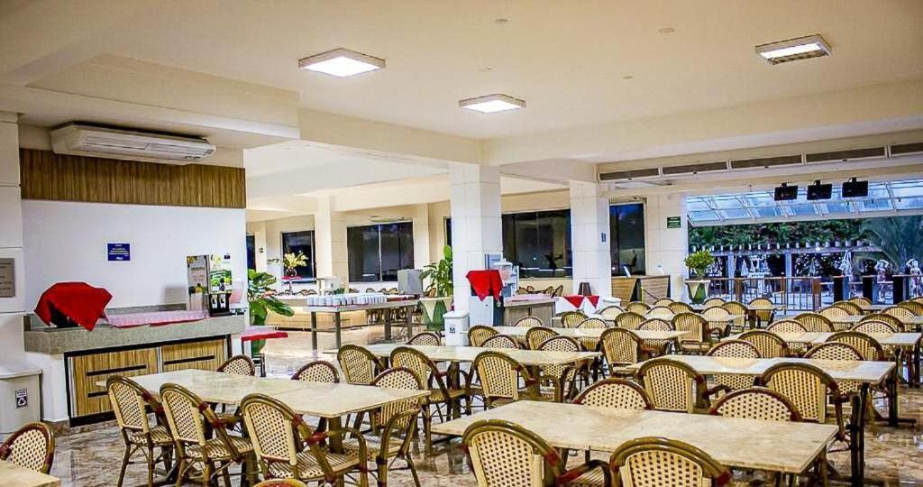 L'acqua Diroma - Suítes confortáveis - Resort com Piscinas 24 horas - Piscina de ondas Caldas Novas Exterior foto